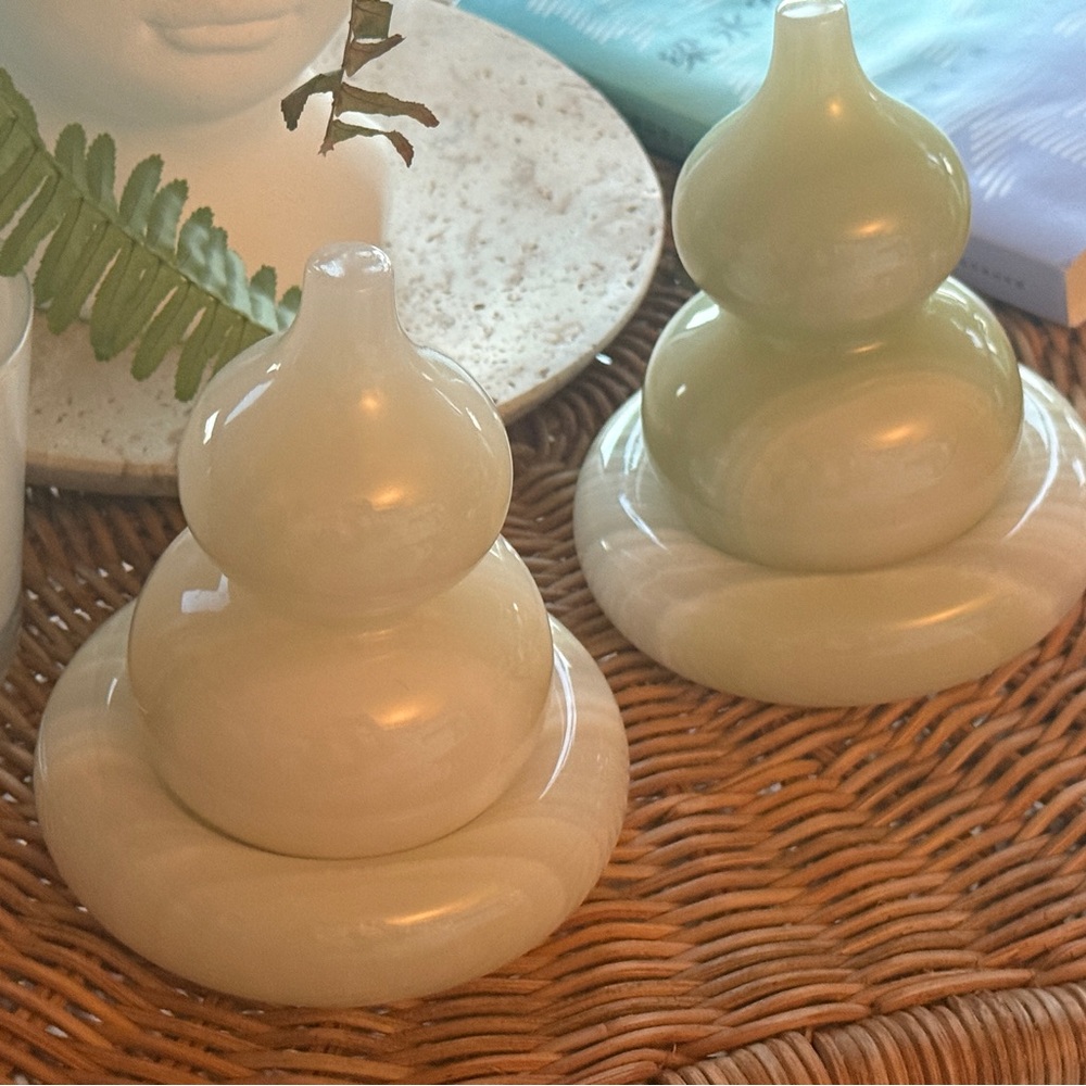 Elegant Green Glass Home Accent Set